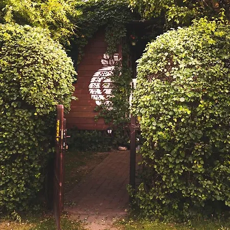 Sloneczny Klasztorek 펜션 Gardeja