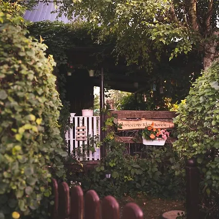 Sloneczny Klasztorek Casa de Férias Gardeja